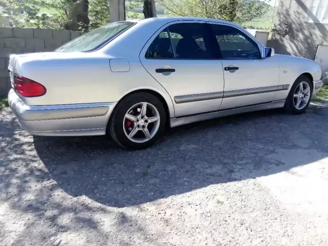 Mercedes-Benz E class, 1998 1, avtobaza.tj