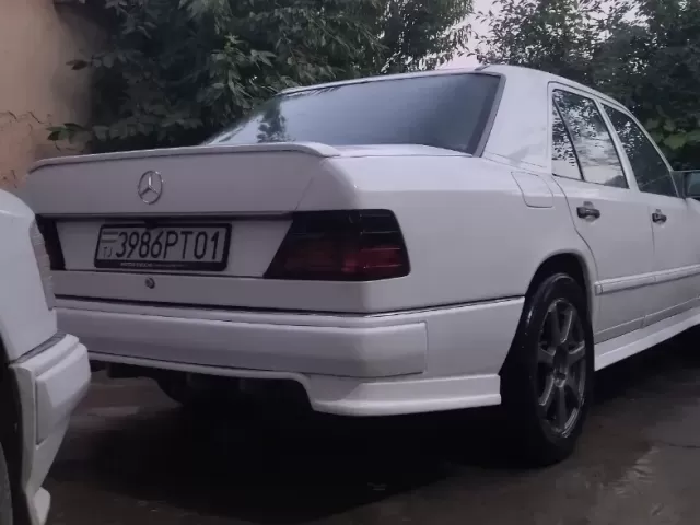 Mercedes-Benz W124, 1987 1, avtobaza.tj
