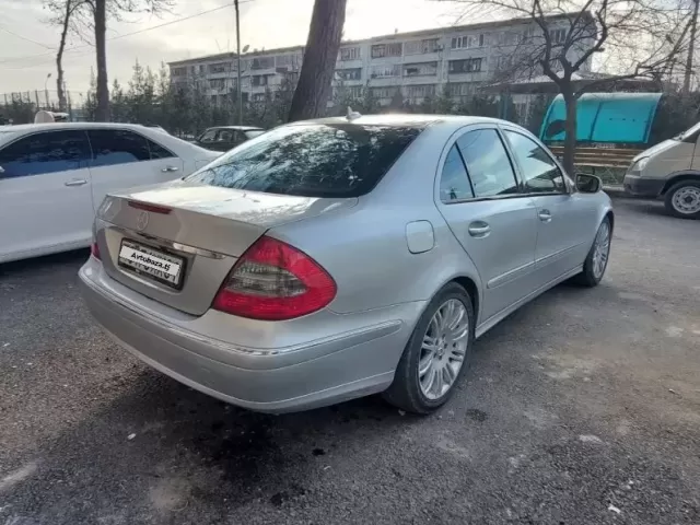 Mercedes-Benz E class, 2008 1, avtobaza.tj