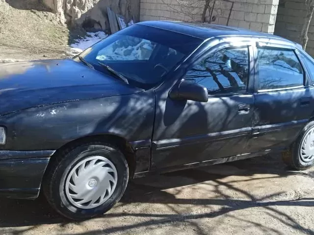 Opel Vectra A, 1993 1, avtobaza.tj