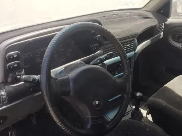 Daewoo Nexia II, 2002 1, avtobaza.tj