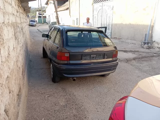 Opel Astra F 1, avtobaza.tj