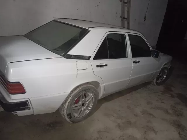 Mercedes-Benz 190, 1991 1, avtobaza.tj