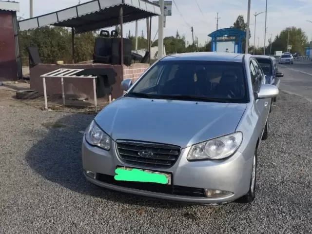 Hyundai Avante 1, avtobaza.tj