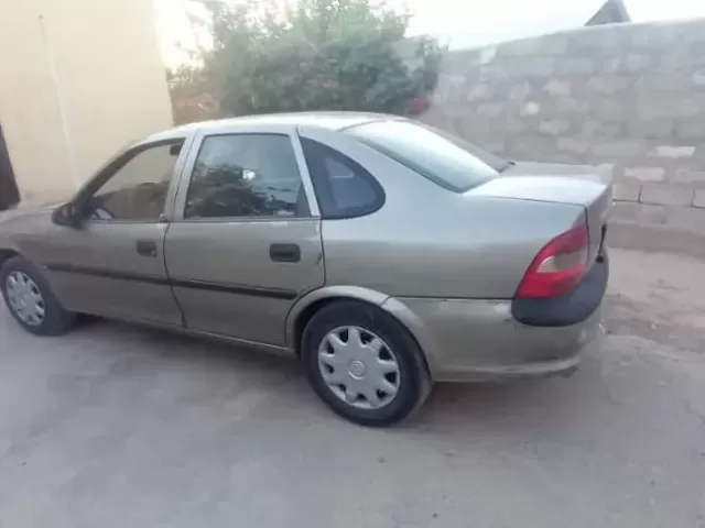 Opel Vectra B 1, avtobaza.tj