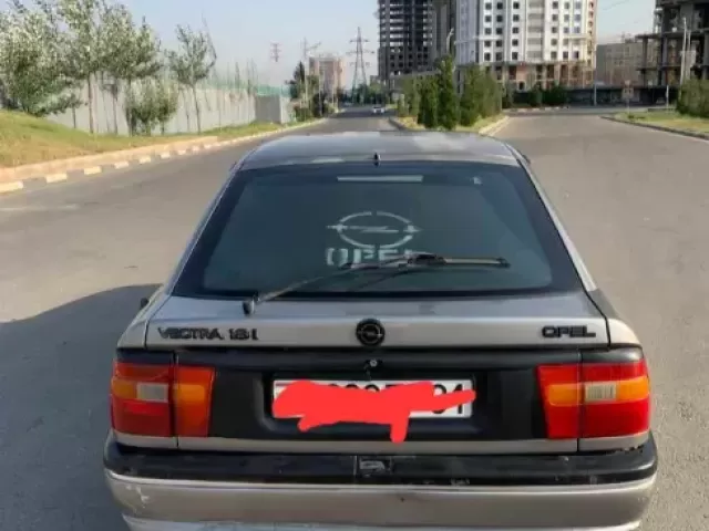 Opel Vectra A 1, avtobaza.tj