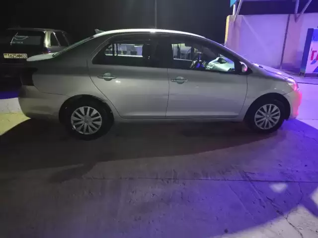 Toyota Belta, 2010 1, avtobaza.tj