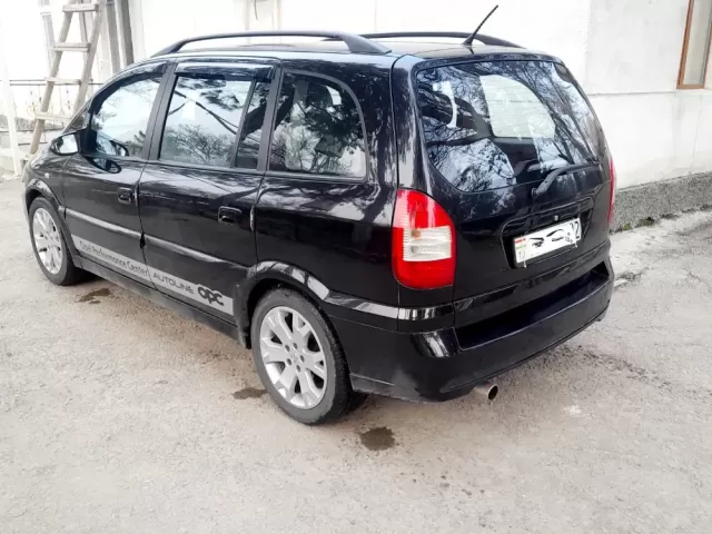 Opel Zafira, 2004 1, avtobaza.tj