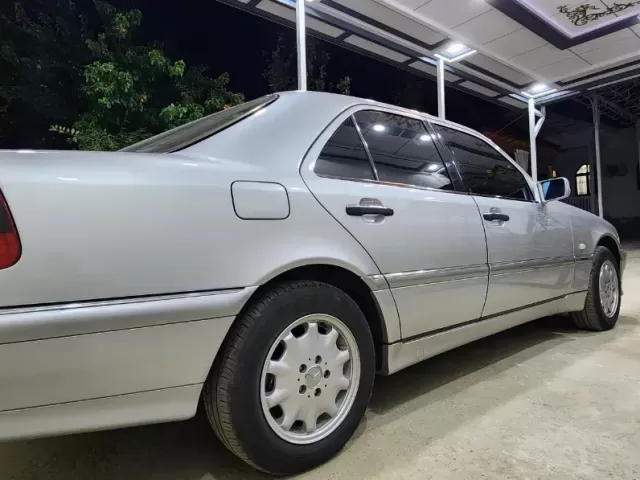 Mercedes-Benz C class 1, avtobaza.tj