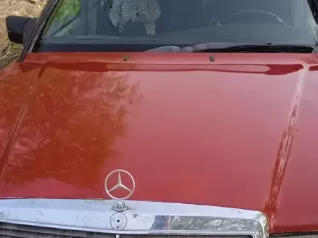 Mercedes-Benz 190 1, avtobaza.tj