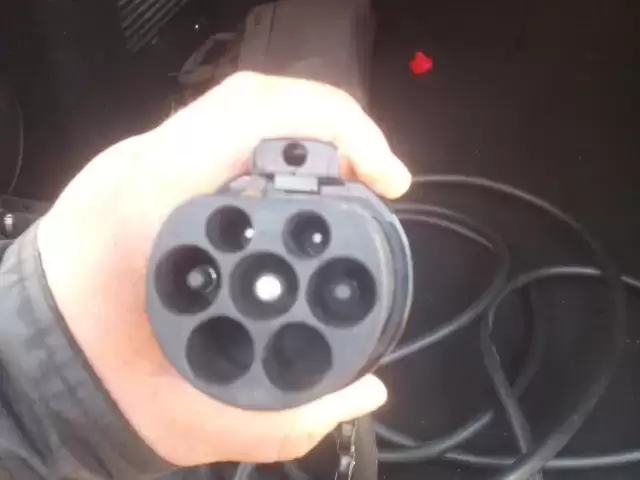 Установка зарядник для автомобиля 1, farmo.tj