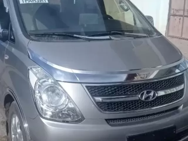 Hyundai H-1 1, avtobaza.tj