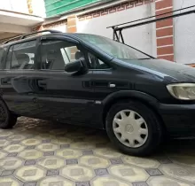 Opel Zafira, 2000 в Душанбе