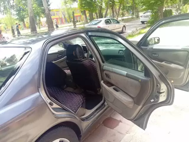 Toyota Cresta, 1998 1, avtobaza.tj