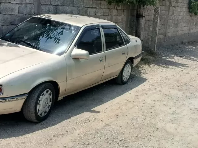 Opel Vectra A, 1990 1, avtobaza.tj