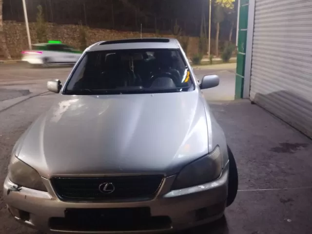 Lexus IS series, 2000 1, avtobaza.tj