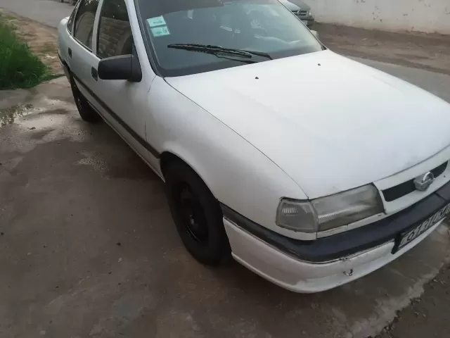 Opel Vectra A, 1993 1, avtobaza.tj