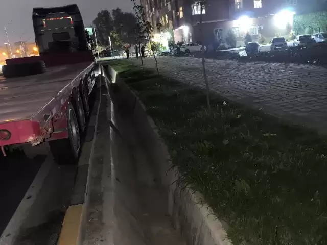 Тягач Shacman, 2021 1, avtobaza.tj Тягач Shacman, 2021 1, avtobaza.tj