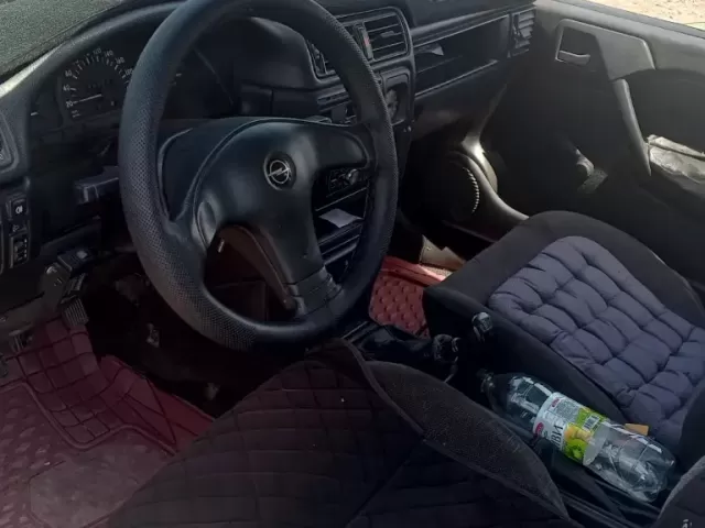 Opel Vectra A 1, avtobaza.tj