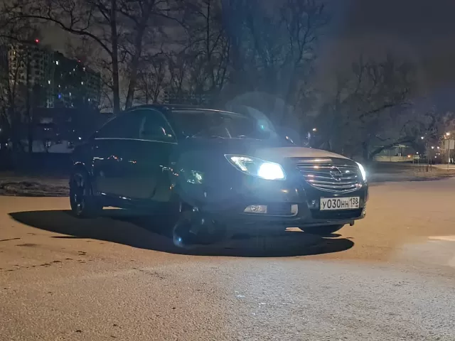 Opel Insignia, 2012 1, avtobaza.tj