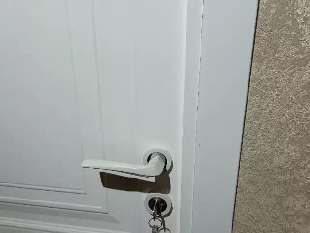 Установка межкомнатных дверей 1, farmo.tj