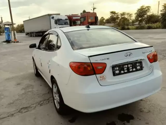 Hyundai Avante, 2007 1, avtobaza.tj