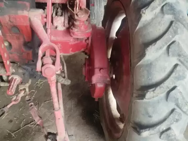 Трактор Т402, 1966 1, avtobaza.tj