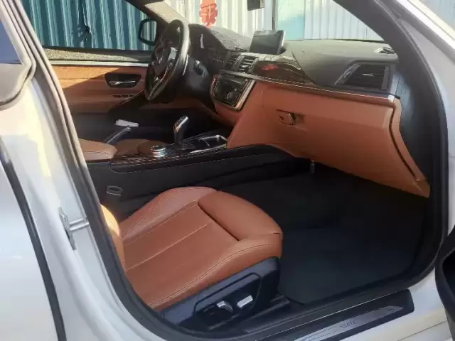 BMW M4, 2016 1, avtobaza.tj