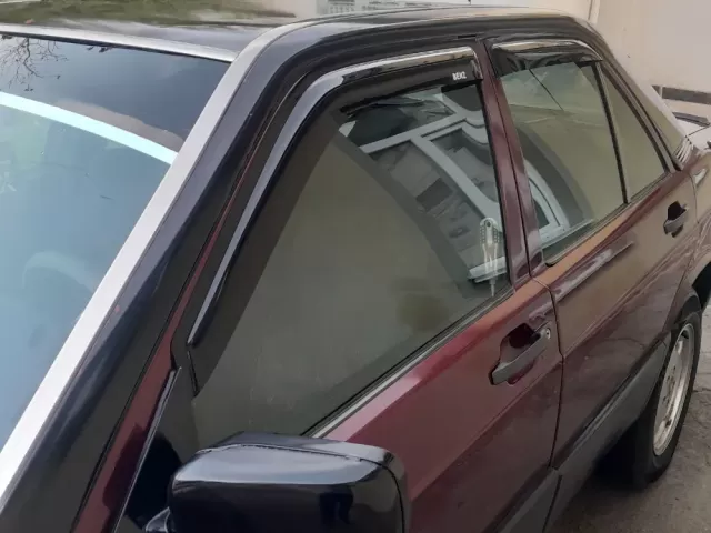 Mercedes-Benz W201, 1991 1, avtobaza.tj