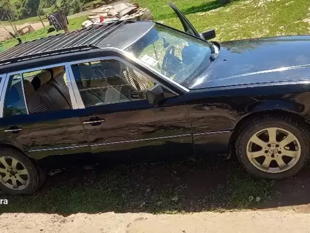 Mercedes-Benz W124, 1994 1, avtobaza.tj