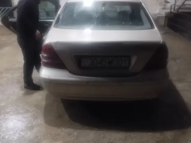 Mercedes-Benz C class, 2001 1, avtobaza.tj