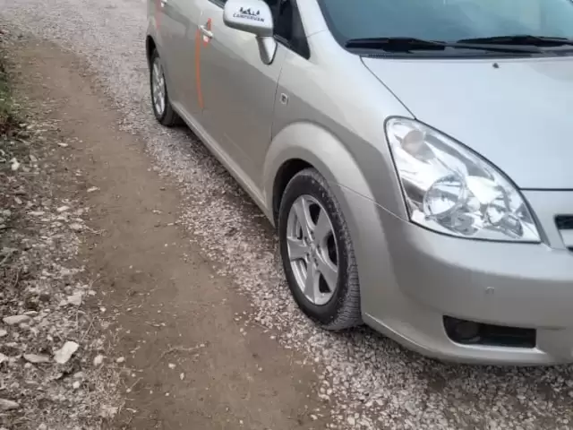 Toyota Corola Verso, 2006 1, avtobaza.tj