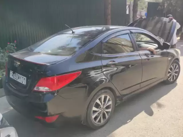 Hyundai Solaris, 2016 1, avtobaza.tj