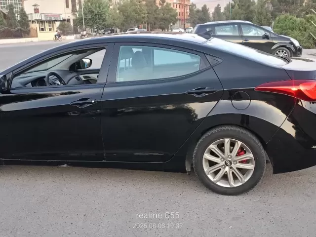 Hyundai Avante, 2015 1, avtobaza.tj