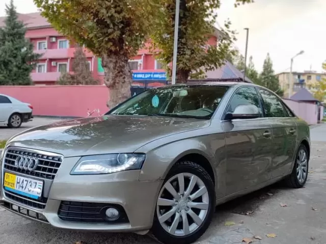 Audi A4, 2010 1, avtobaza.tj