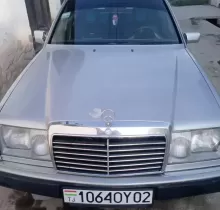 Mercedes-Benz W124, 1991 в Исфара 