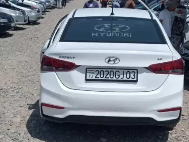 Hyundai Accent, 2018 1, avtobaza.tj