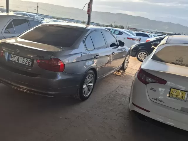 BMW 3 Series 320i, 2008 1, avtobaza.tj