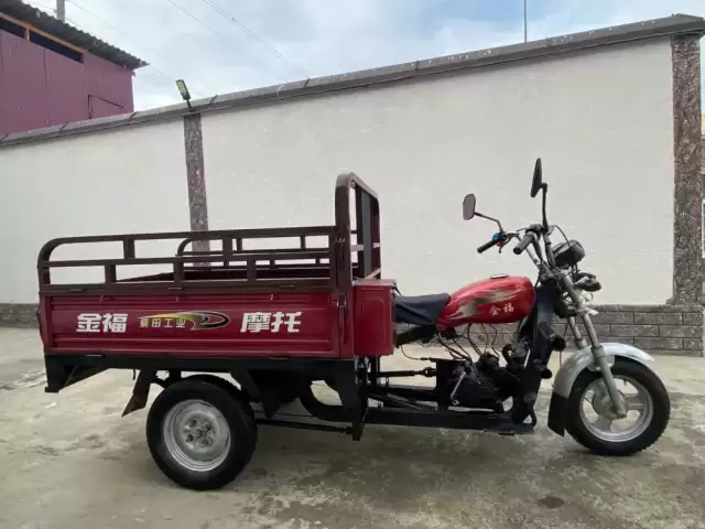 Грузовой мотороллер, 2011 1, avtobaza.tj